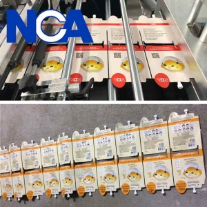 China Supplier Good Price Automatic Milk Pouch Filling Machine Spout Inserting Machine Vinegar Packing Machine